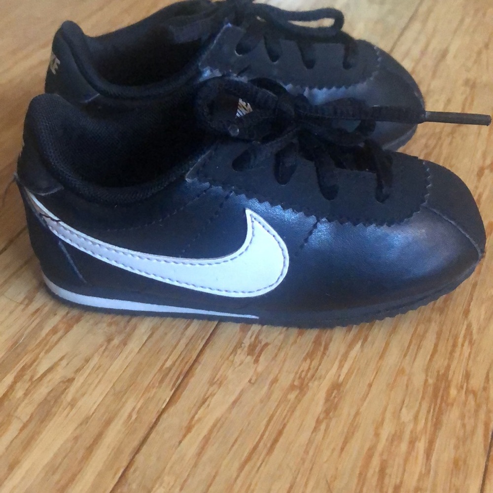 Nike Cortez toddler sneakers black
